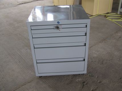 工具柜